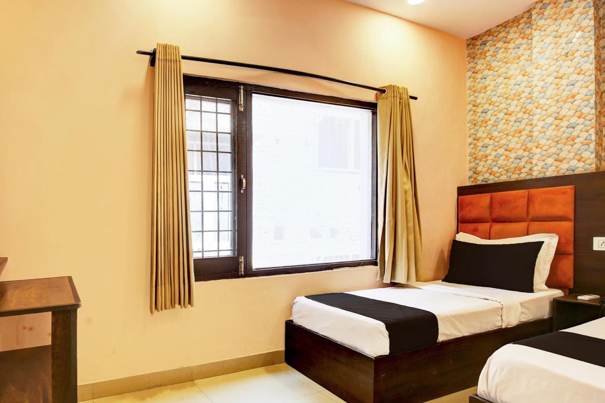 Hotel O Pink Residency Amritszár Kültér fotó